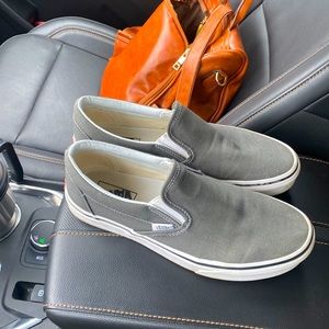 Vans slip on sneakers womens 9